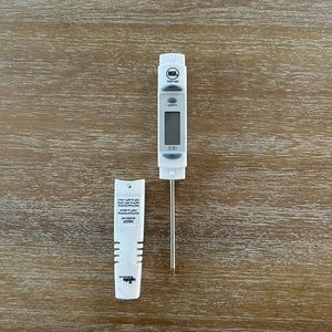 Update International (THDP-450) Digital Thermometer